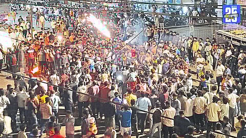 Kolhapur residents celebrate India’s cricket victory over Pakistan in Dubai, waving tricolor flags at Shivaji Chowk.
