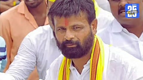 Laxman Hake: ''..तर भीमा-कोरेगावचा इतिहास पुन्हा घडेल'' लक्ष्मण हाकेंच्या एससी आरक्षणाच्या विधानावरुन राज्यभरात संताप