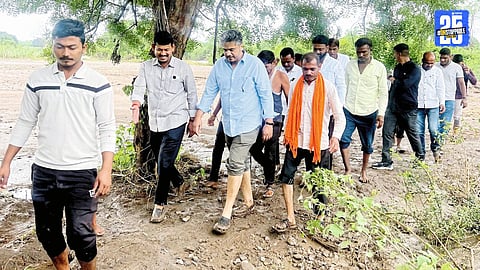 Jamkhed Farmers Face Crop Loss; MLA Rohit Pawar Visits Fields and Directs Repairs