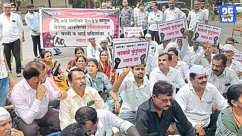"Parents of missing child Somnath Fapale protest in front of Police Commissioner’s office, demanding immediate action."