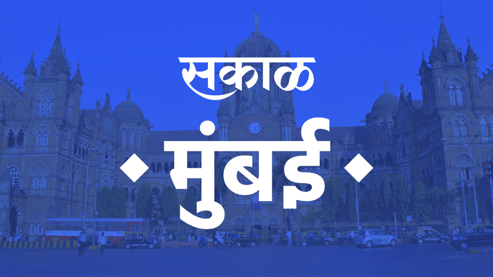 कपड्याच्या दुकानाला भीषण आग