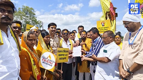 dhangar community agitation for st reservation