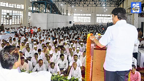 MP Nitin Patil expresses confidence in Kisan Veer Sugar Factory’s revival, crediting members’ support for overcoming challenges.