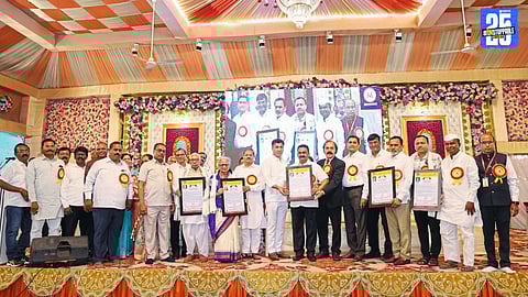 MLA Sangram Jagtap and awardees Kalskar, Dhere, Chavan, Udage, Gund honored by Seva Sangh for community service inspired by Shivaji.