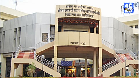 Aspirants eye the Satara Mayor’s open-category post as both royal leaders prepare to decide the political fate of the municipal council.