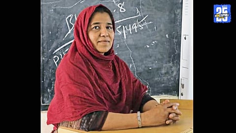 Munzareen Jailer, who studied in Urdu medium, achieves success as District Judge through perseverance and dedication.