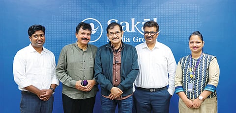 यशस्वी होण्यासाठी संगत चांगली हवी
चांगल्या संगतीमुळेच यशस्वी जीवनप्रवास