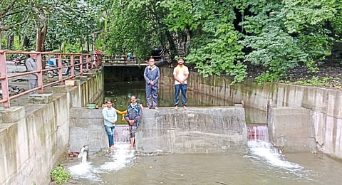 सासवडच्या जय वटेश्‍वर बंधाऱ्यात जलपूजन