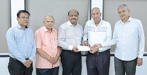 पूरग्रस्तांसाठी जनसामान्यांची साथ