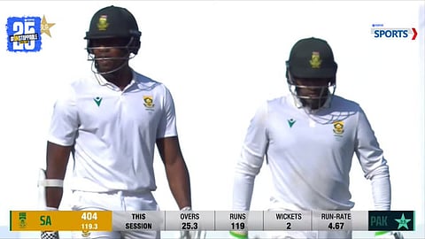 South Africa’s Lower Order Stuns Pakistan, Turns 235/8 into 404 All Out