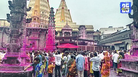 Devotees throng Jyotiba Hill in Kolhapur; temple peak turns pink with gulal as 1.5 lakh pilgrims offer prayers.