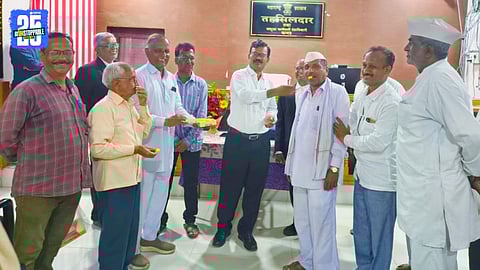 tahsildar vidyacharan Kadavkar