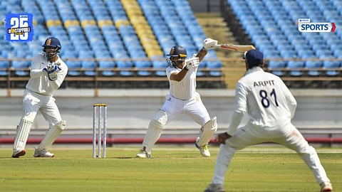 Karun Nair hits a magnificent double century against Kerala