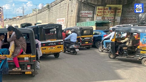 Navale Bridge Traffic