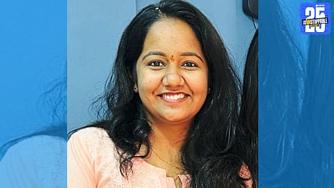 “Divya from Koregaon celebrates her CA success with her proud mother who stood by her through every struggle.”