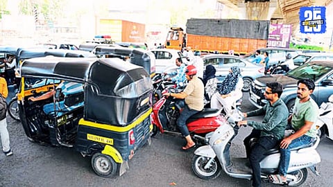Traffic Police Cracks Down on Auto-Rickshaw Violations