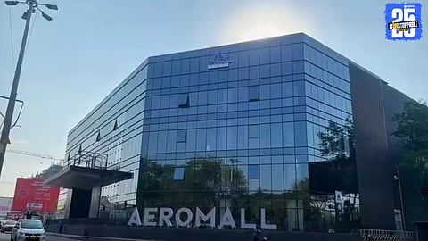 Pune Airport Travellers Stuck in AeroMall Congestion