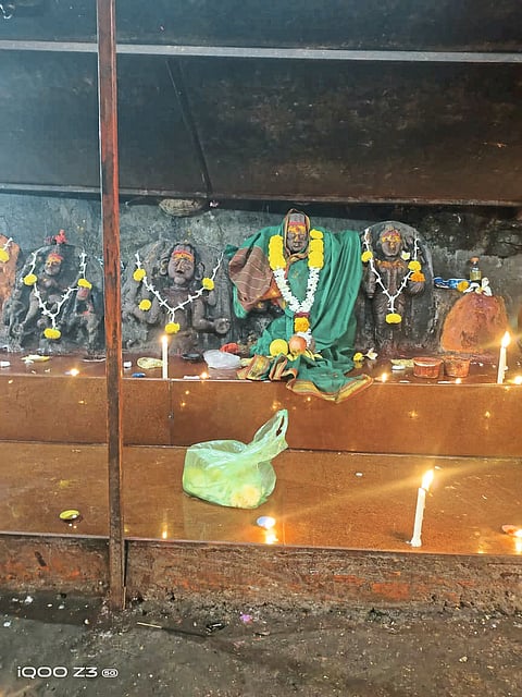 गुळुंचेमधील बोल्हाई मंदिरात दीपोत्सव