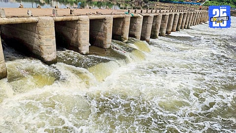 Mutha River Foaming Near Jackwell Bund