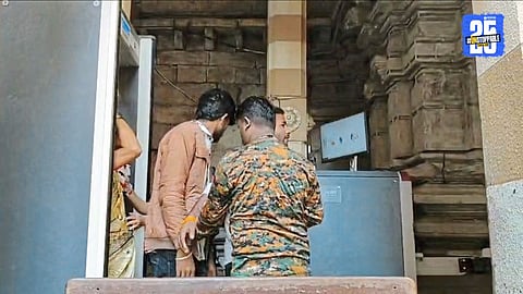 Bomb squad and sniffer dogs inspect Vitthal Temple premises after Delhi blast; police maintain high alert for devotees’ safety.