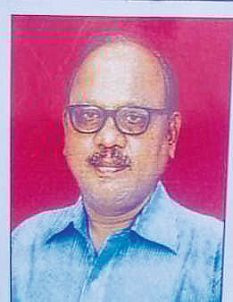 वसईतील नवीन पुलावरील रस्ता गायब