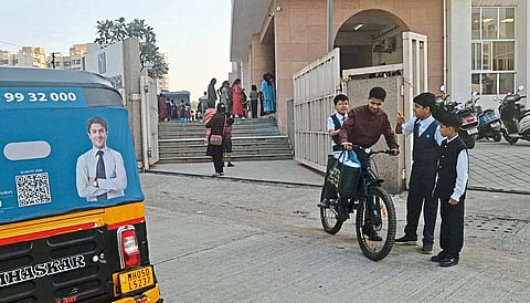 विद्यार्थ्यांचे भविष्य धोक्यात