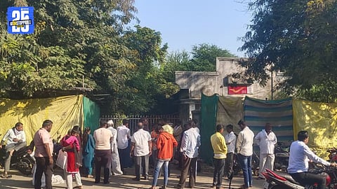 line for Aadhar Card linking