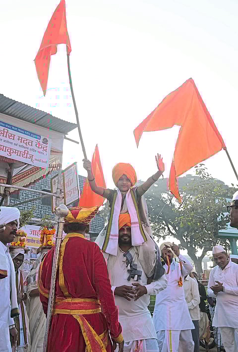 अलंकापुरीत वैष्णवांचा महासागर