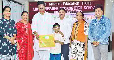 ‘असे घडले शिवबा’ गोष्टी स्पर्धेत
क्रिया, जान्हवी, विराज प्रथम