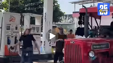 Viral Video Tractor : नाद केला पण वाया नाही गेला, ट्रॅक्टरवाल्या भावाने स्पिकरवर फॉरेनर नाचवल्या; 'चुनरी चुनरी' चा इन्स्टावर व्हिडीओ व्हायरल