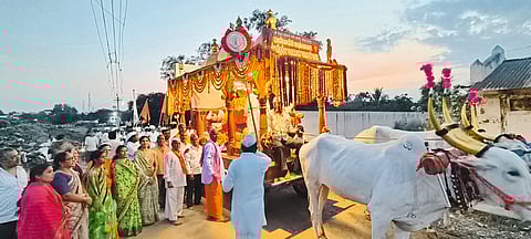 भक्तिरसात न्हाऊन निघाले वाल्हे