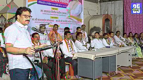 “MP Nitin Patil addressing workers in Patan; says development requires action, not speeches.”