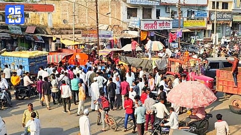 Farmers Halt Corn Auction