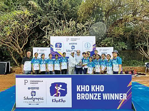 उरुळी देवाची येथील समता विद्यालयाला दुहेरी विजेतेपद