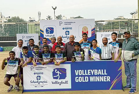 सिंबायोसिस स्कूलचा विजेतेपदाचा ‘स्मॅश’