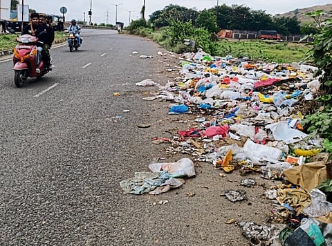 देहूरोड कॅन्टोन्मेंट-पालिका ब क्षेत्रीय आरोग्य विभागाचे दुर्लक्ष