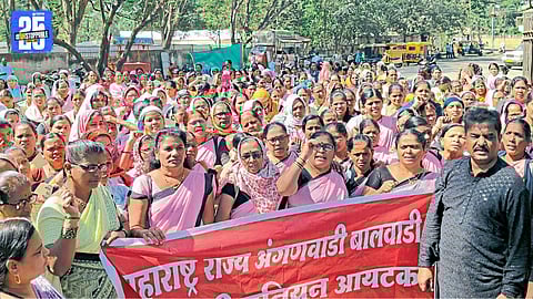 Workers Accuse Government