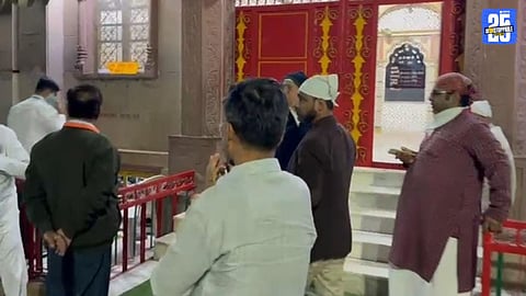 Nilesh Lanke visits Baba Peer Ratan Nath Temple, Delhi bulldozer controversy, religious sentiments