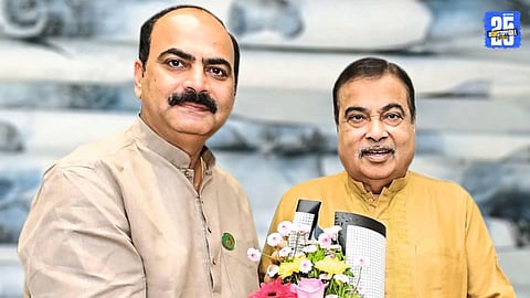 Union Minister Nitin Gadkari with Karad North MLA Manoj Ghorpade during their meeting in Nagpur.