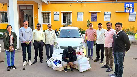 Pachod Crime : पाचोड येथे कारमध्ये साठवलेला गुटखा पकडला; गुटखा विक्रेत्यावर कारवाई; सहा लाख ५१ हजार रुपयांचा मुद्देमाल जप्त!