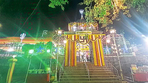 ‘येळकोट, येळकोट’च्या जयघोषात 
खंडेरायाची यात्रा उत्साहात