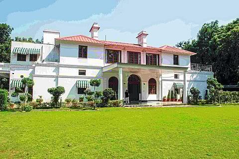 श्री. पाटसकर साहेब यांना देणे ही विनंती. सरकारनामा साठी मजकूर