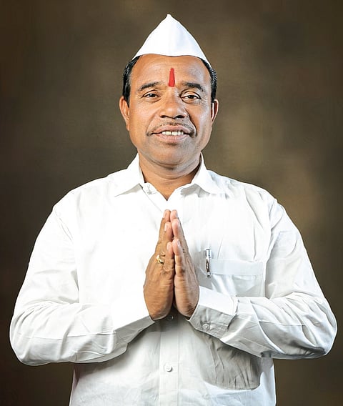 मलकापूर गवंडी कामगार ते नगरसेवक पदाला गवसणी