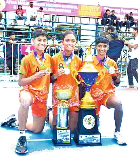 राष्ट्रीय कबड्डी स्पर्धेत महाराष्ट्राच्या मुली उपविजेत्या सर्वोत्कृष्ट खेळाडू म्हणून आरती खांडेकरची निवड.