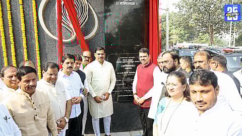 CM Devendra Fadnavis paying tribute while recalling Laxman Jagtap’s contribution to Pimpri-Chinchwad’s development.