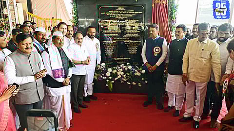 Savitribai Phule Memorial Will Inspire Future Generations: CM Fadnavis