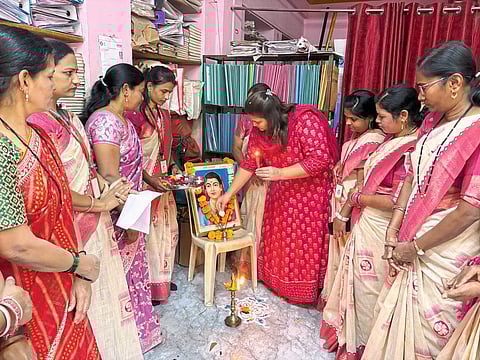 सावित्रीबाई फुले जयंती उत्साहात