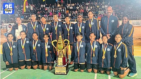 Kho-Kho Competition winner Maharashtra Girls team
