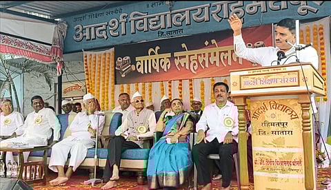 अभ्यासाच्या बळावर अंधार दूर होतो – इंद्रजित देशमुख