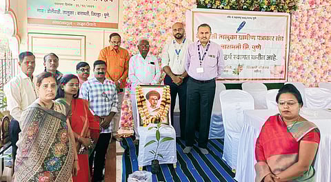 ‘ब्रेकिंग’च्या काळात सकारात्मक बातम्या द्या